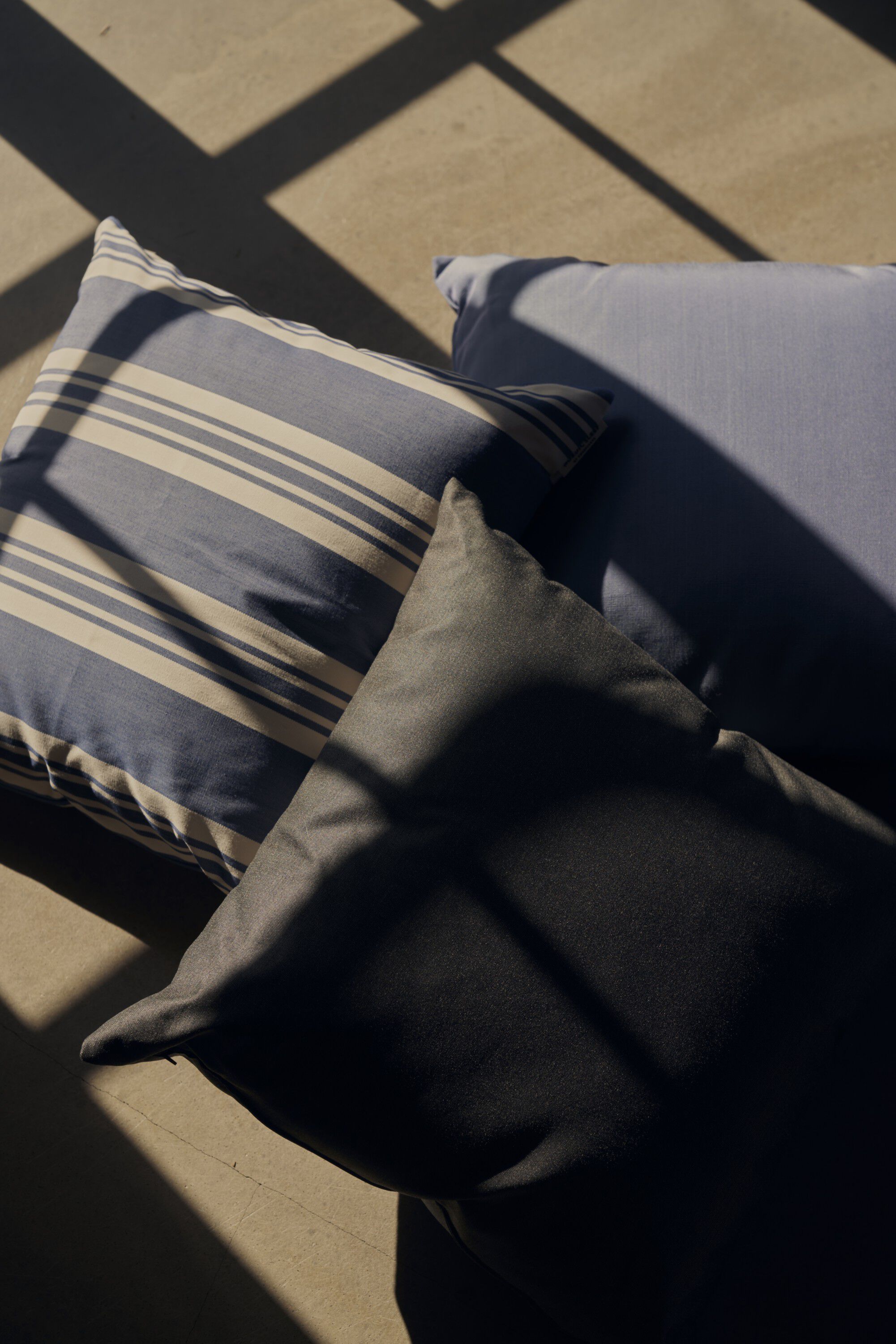 Fossflakes utomhuskudde 50x50 cm. Bl&aring;