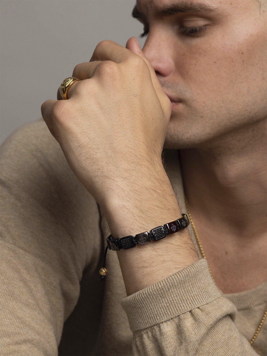 Men's Ceramic Flatbead Bracelet in Red and Black