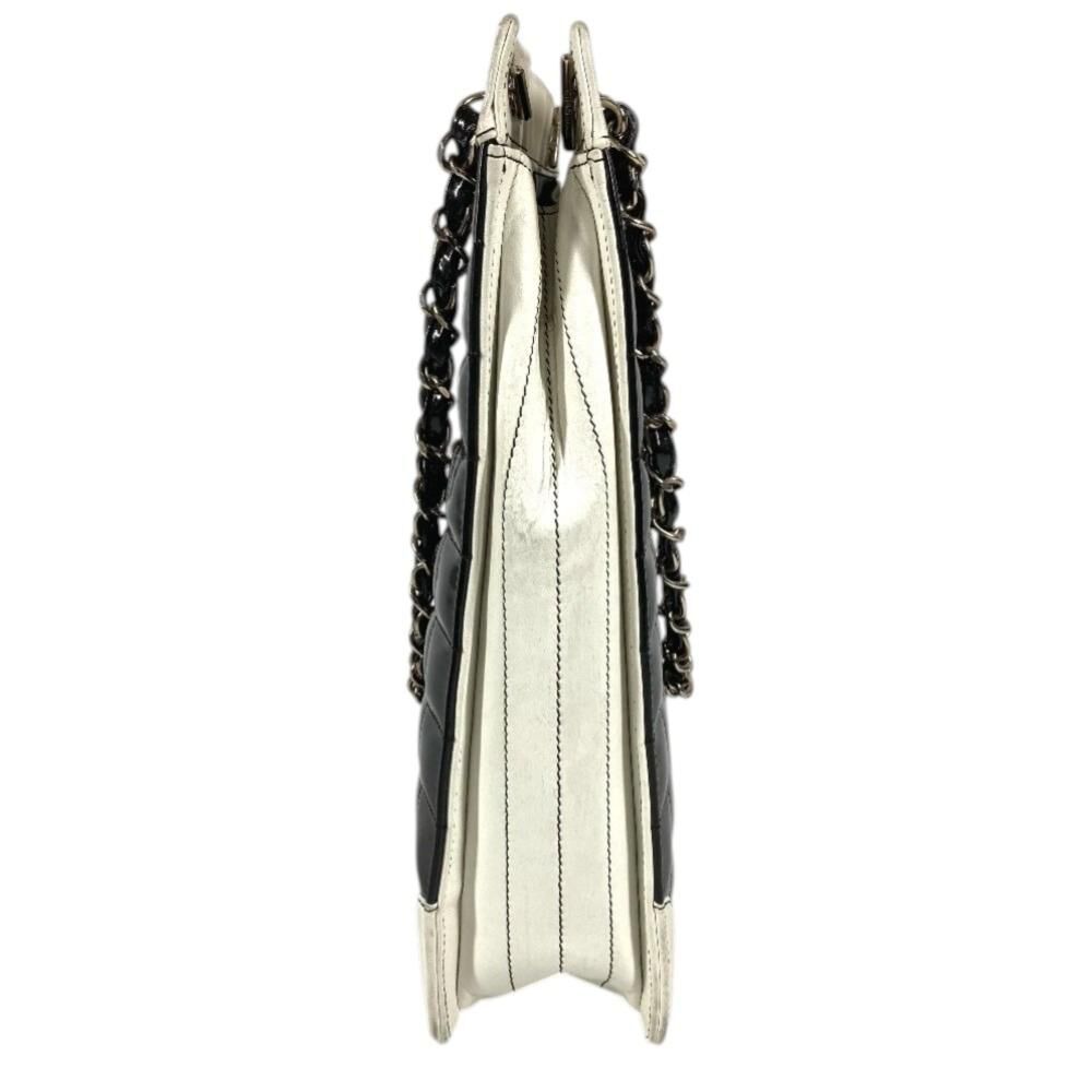 Chanel Chocolate Bar