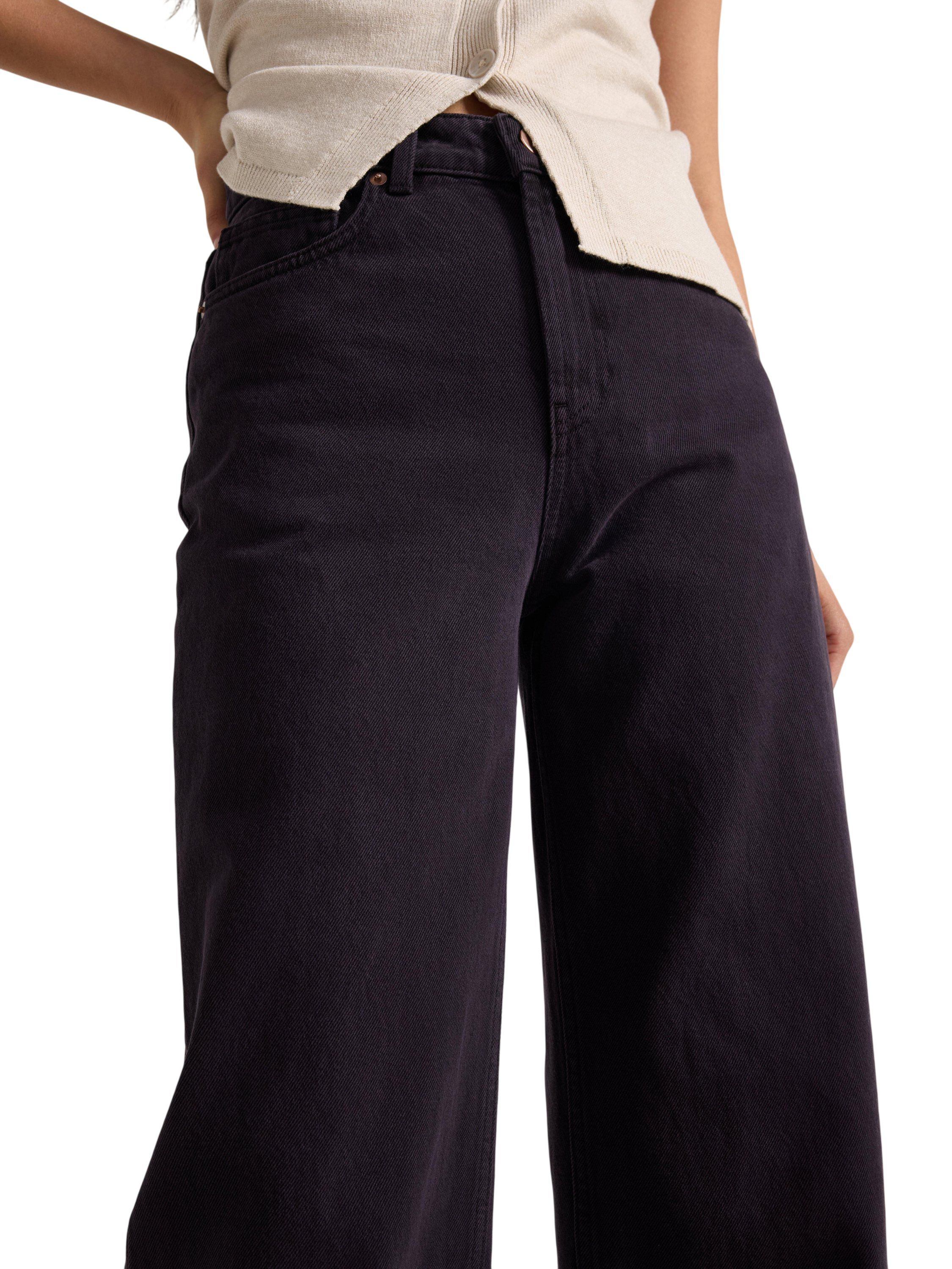 STRAIGHT jeans med h&ouml;g midja