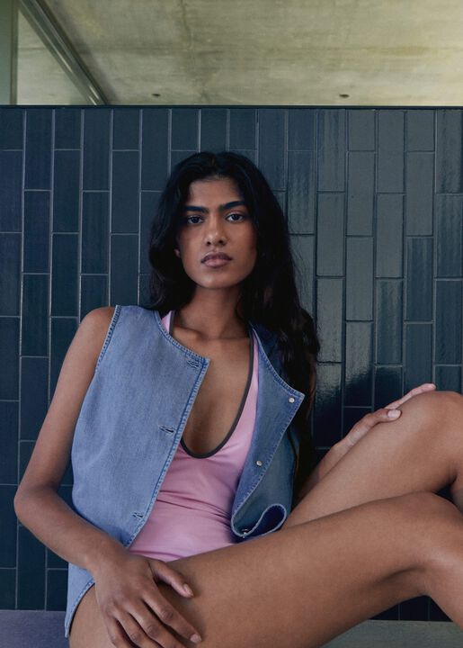 Buttoned denim gilet