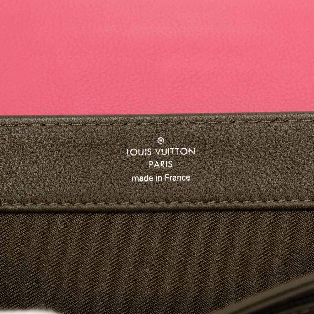 Louis Vuitton Shoulder Bags