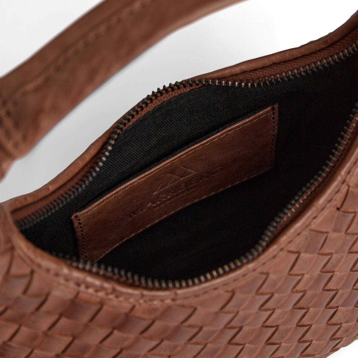 Haymambg Handbag, Weave