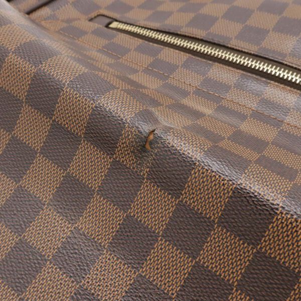 Louis Vuitton District