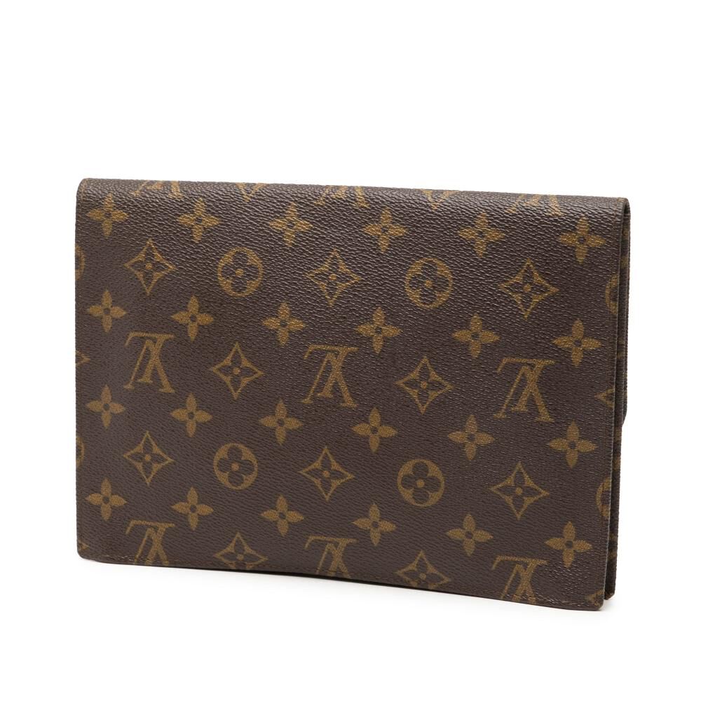 Louis Vuitton Clutch