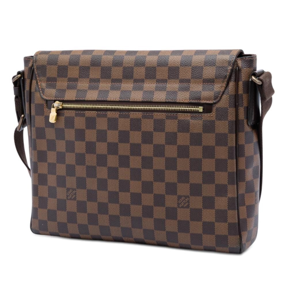 Louis Vuitton District