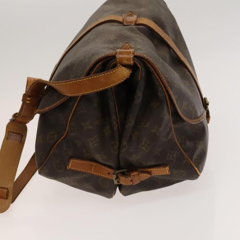 Louis Vuitton Saumur