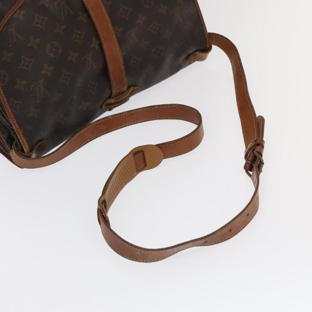 Louis Vuitton Saumur