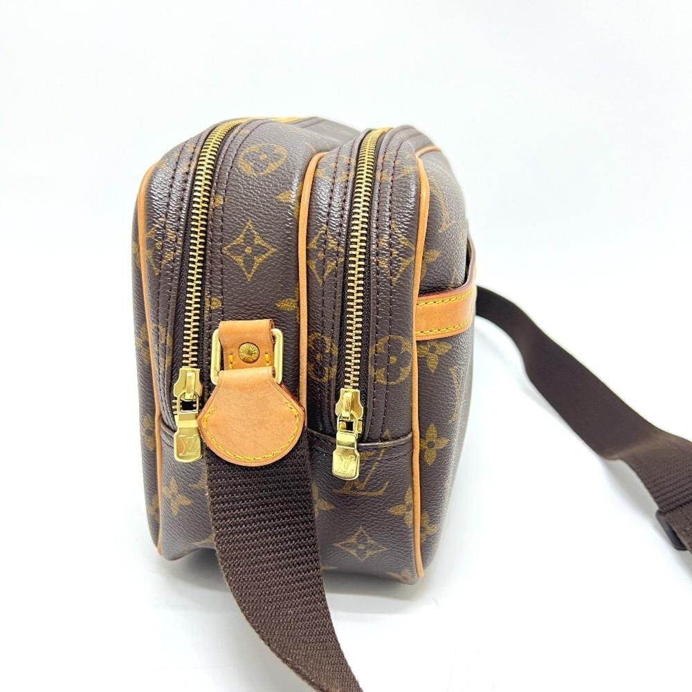 Louis Vuitton Reporter