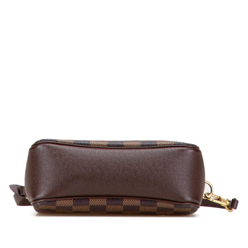 Louis Vuitton Trousse Makeup