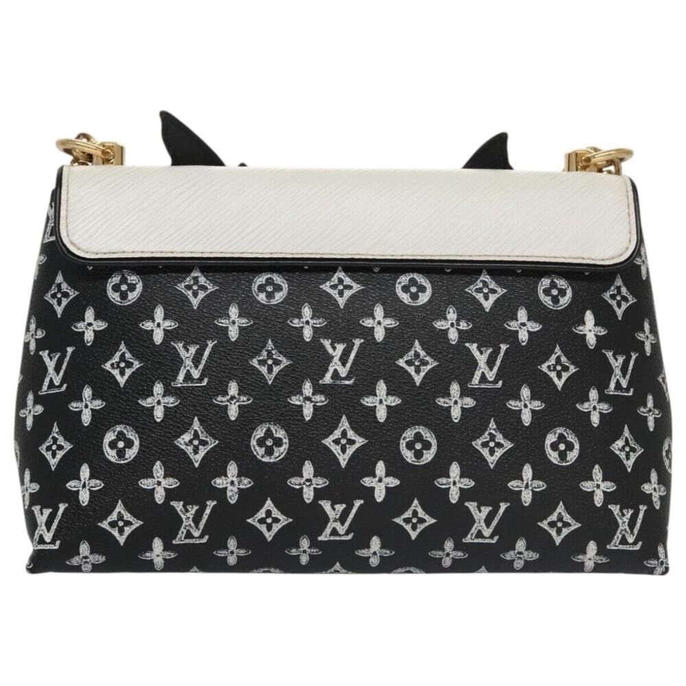 Louis Vuitton Shoulder Bags