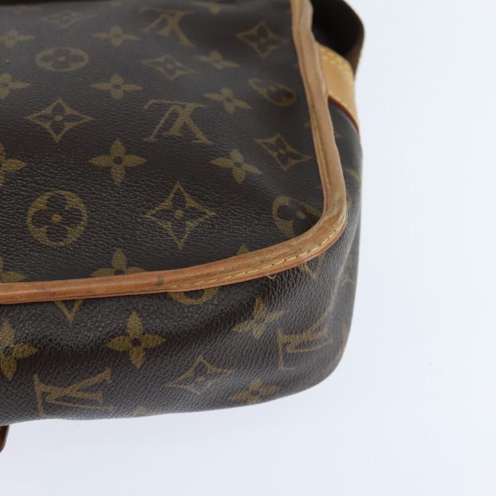 Louis Vuitton Saumur
