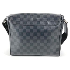Louis Vuitton District