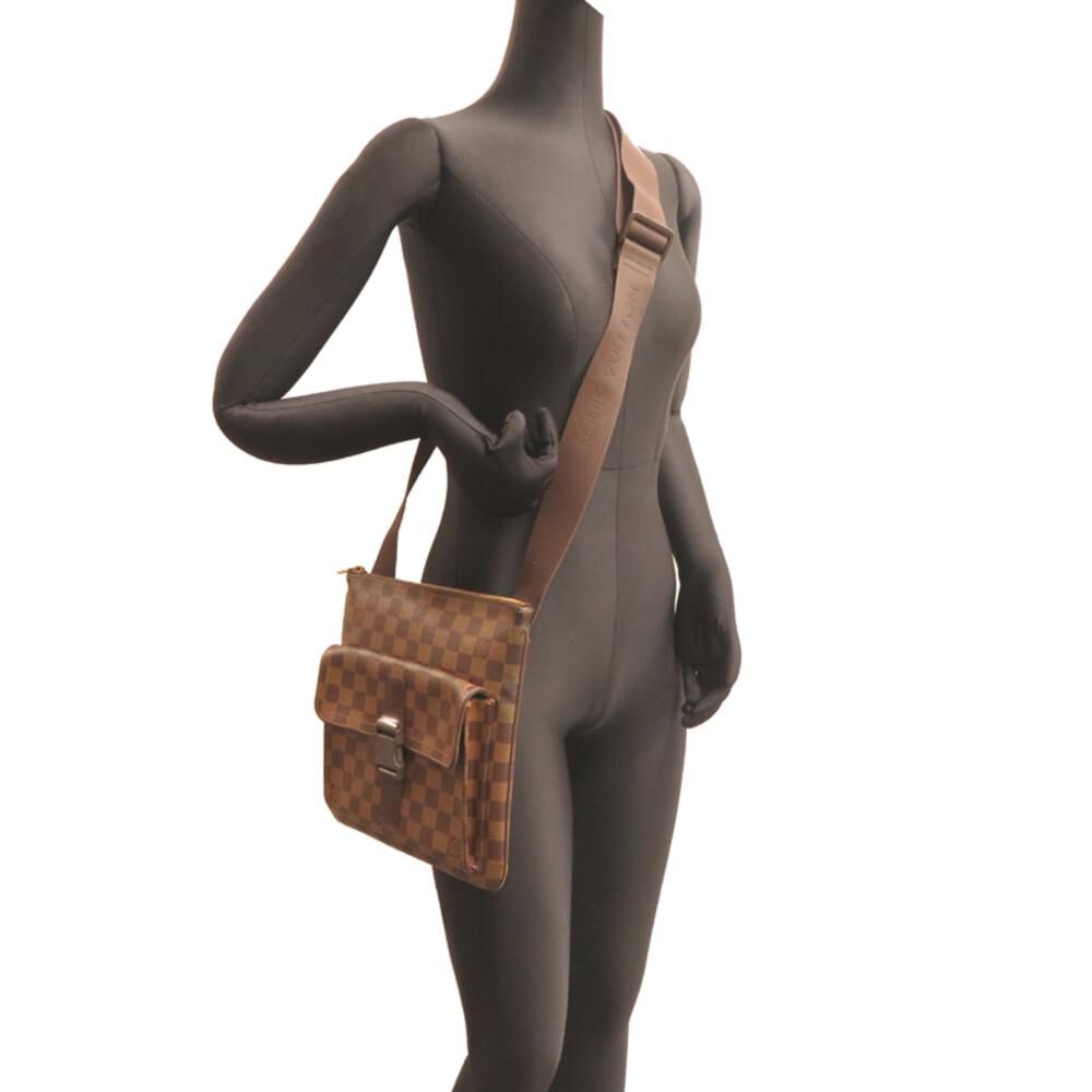 Louis Vuitton Shoulder Bags