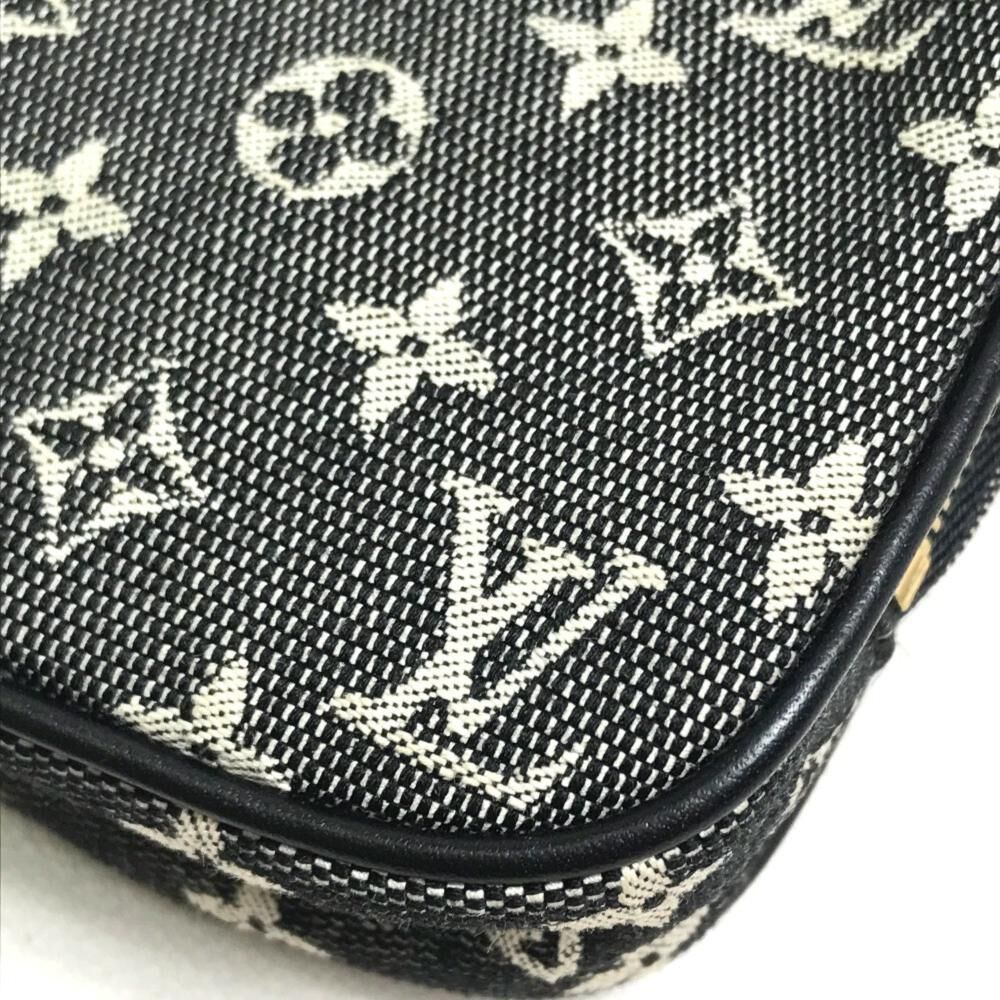 Louis Vuitton Pouch
