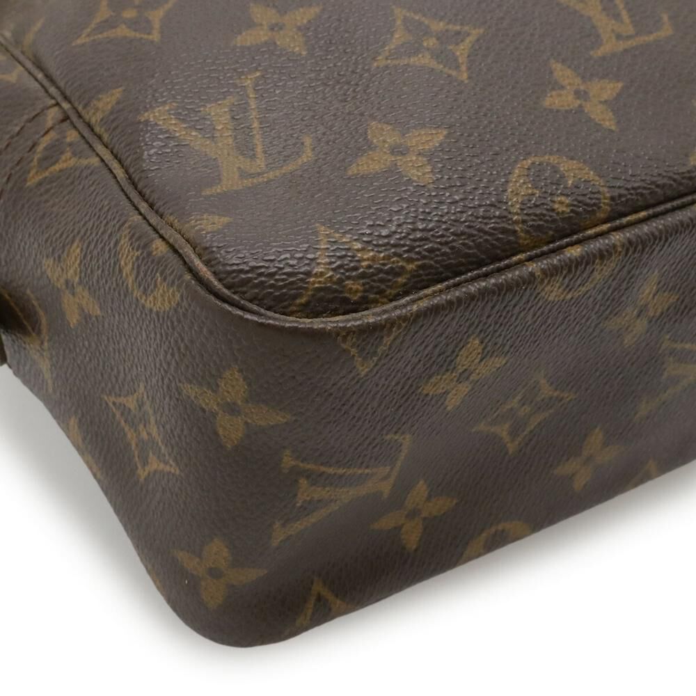 Louis Vuitton Clutch