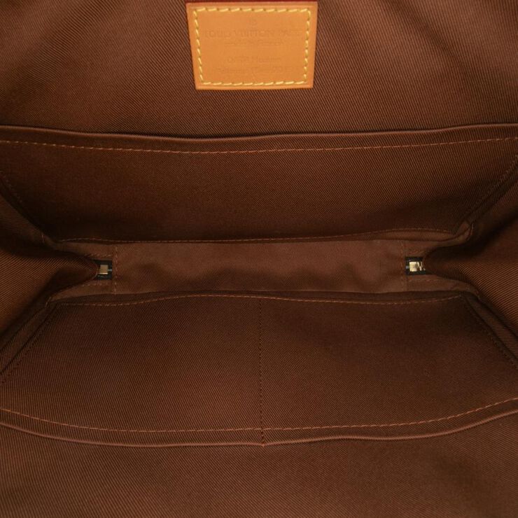 Louis Vuitton Messenger