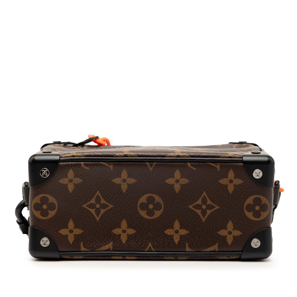 Louis Vuitton Shoulder Bags