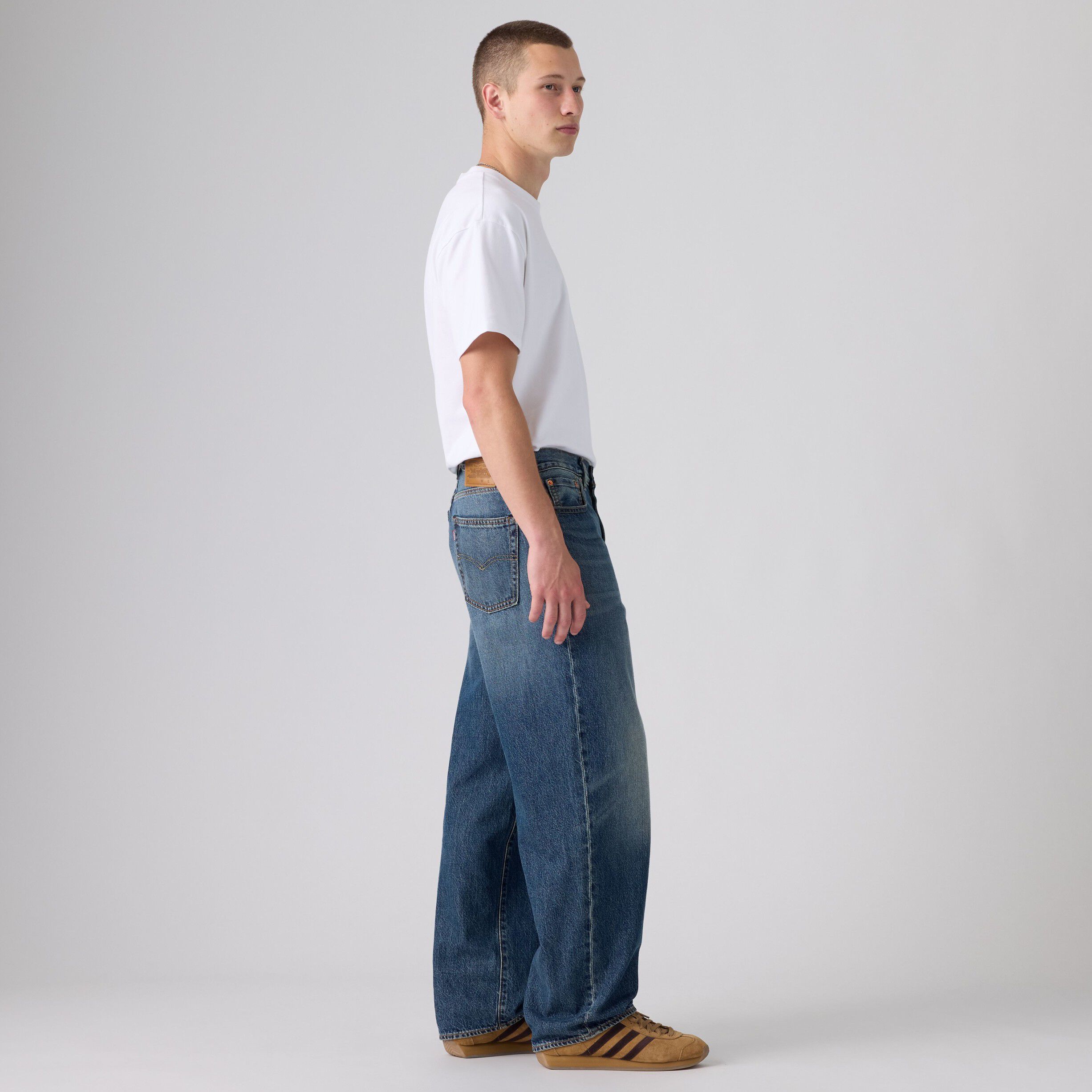 578 BAGGY VARNISHED TARNISH