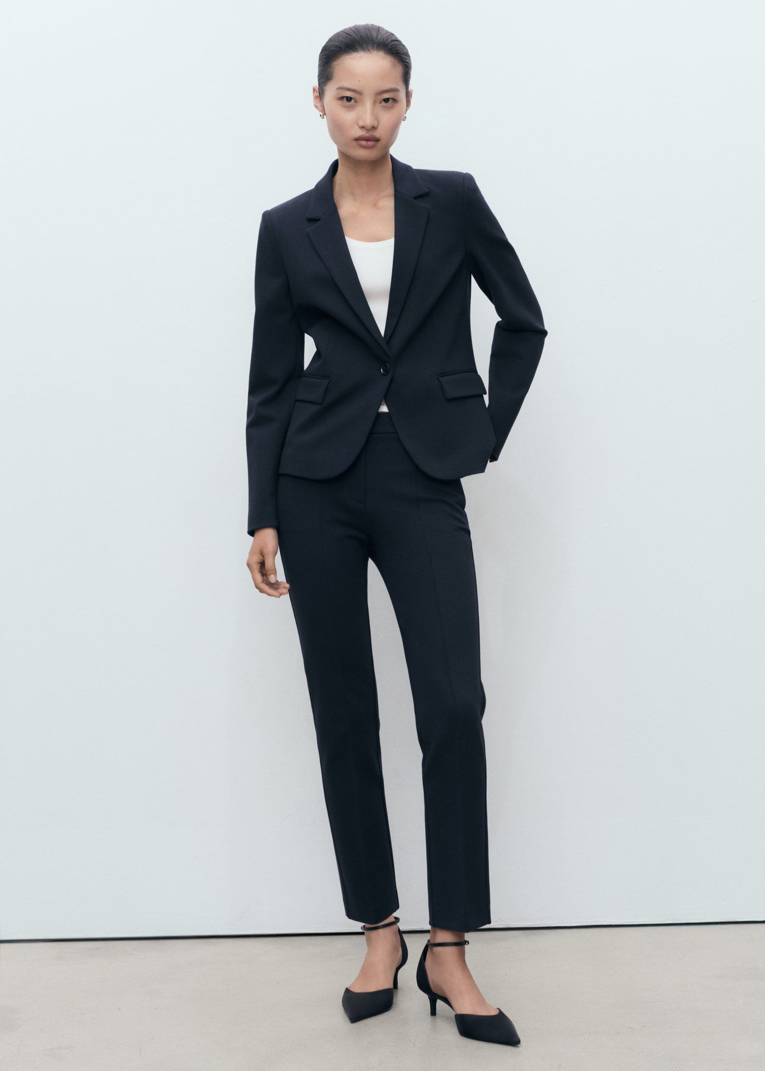 Straight mid-rise trousers