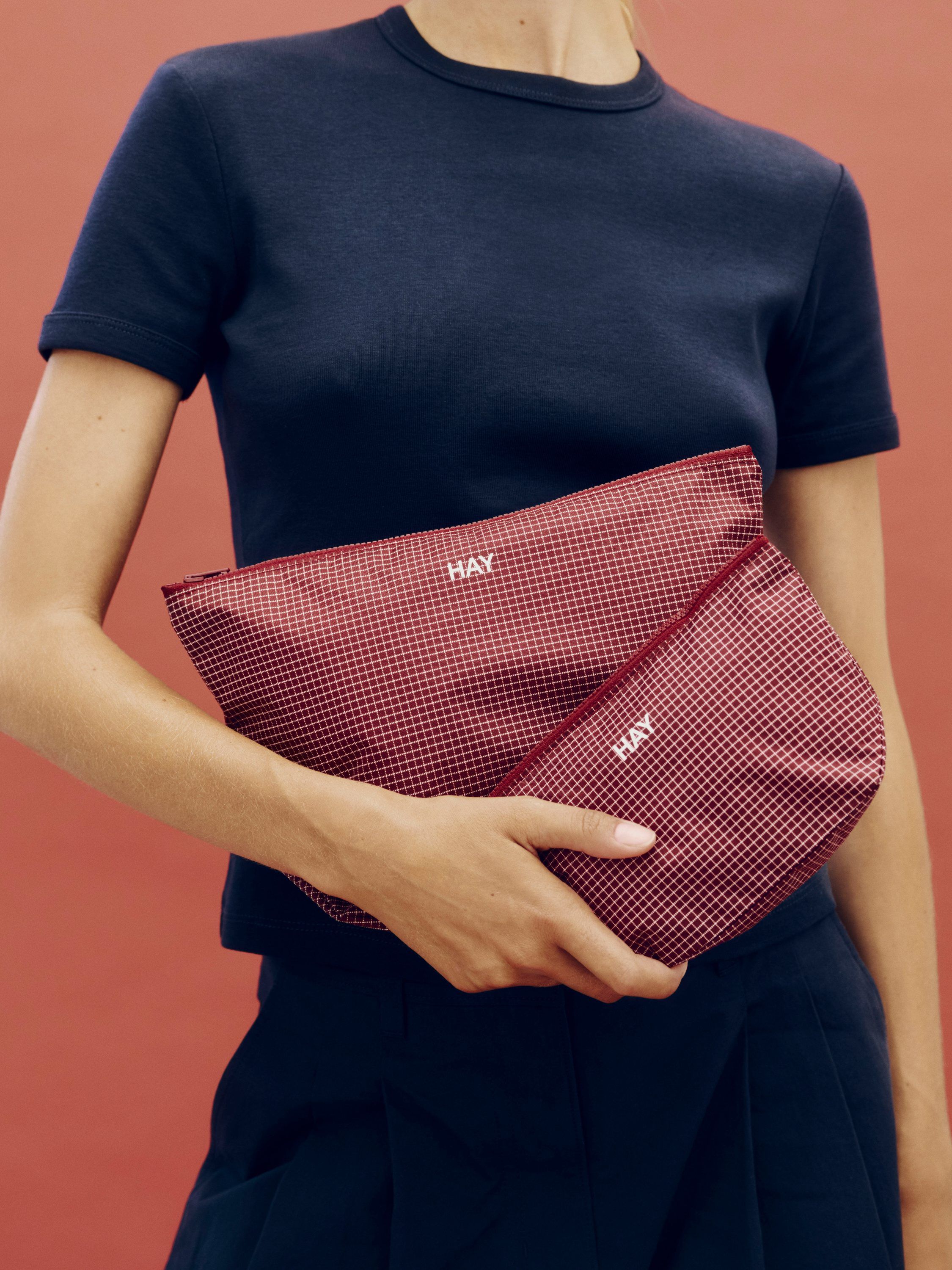 Grid Pouch-Medium-Burgundy