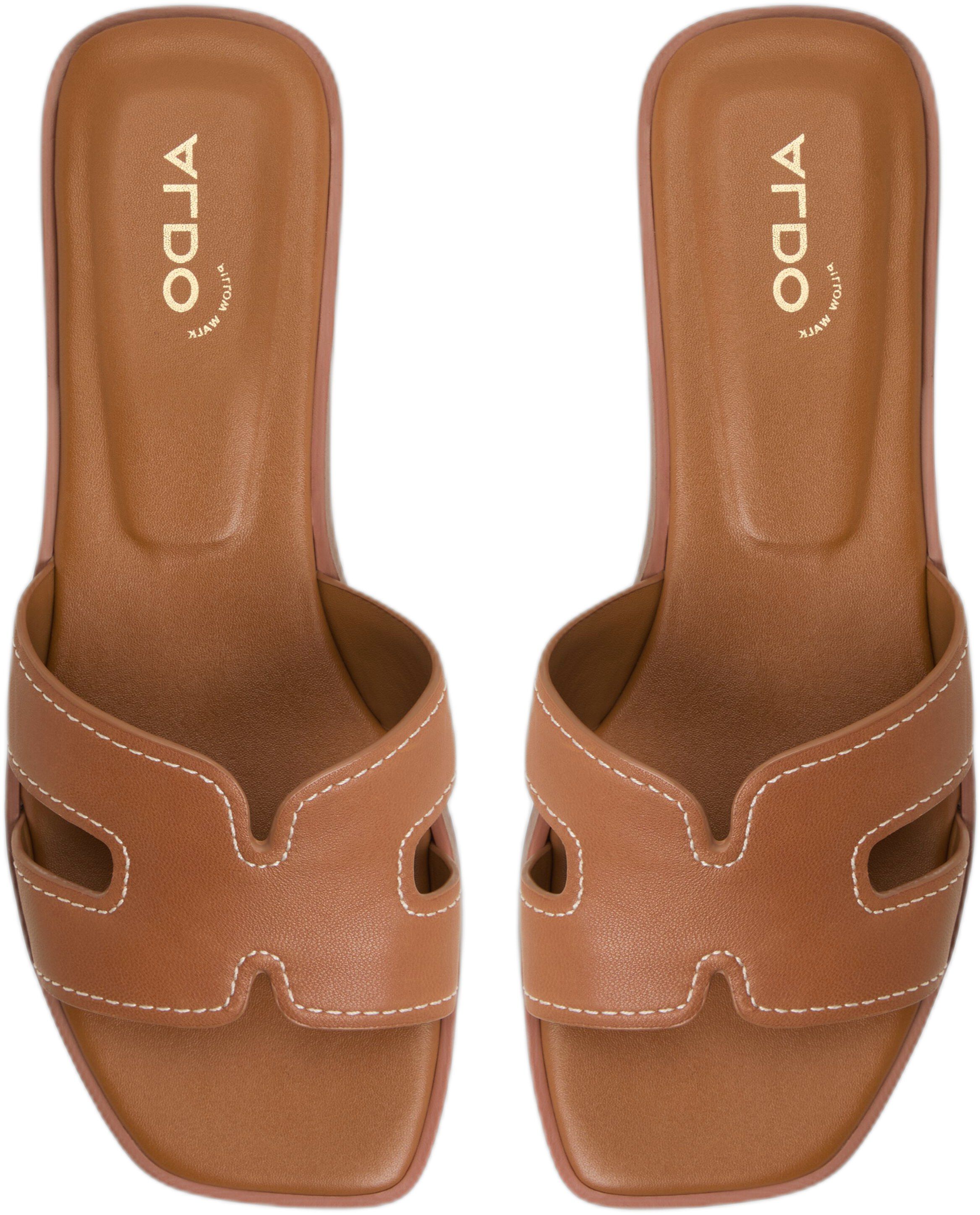 ITSANDAL FLAT SANDALS