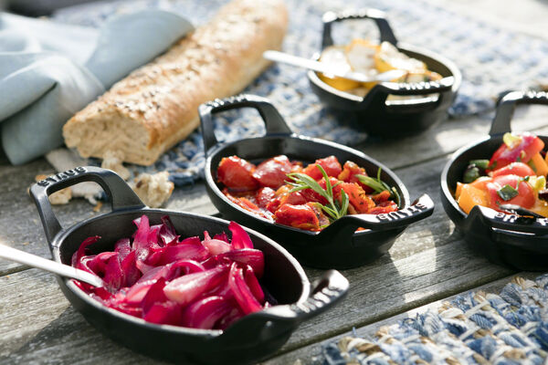 Ugnsform 15 Svart Oval Gjutjärn