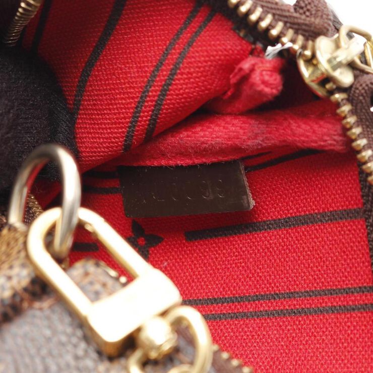 Louis Vuitton Pochette Accessoires