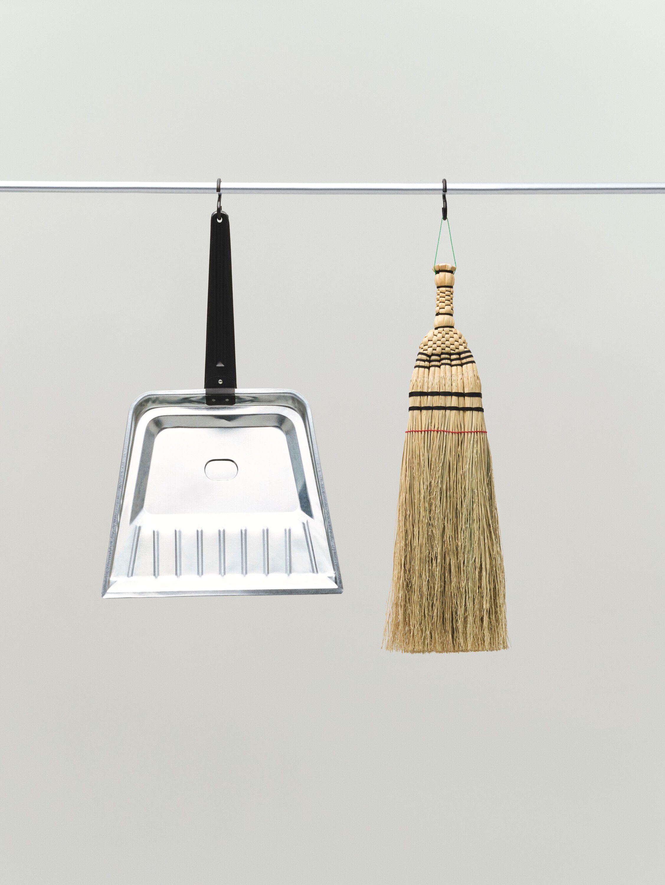 Outdoor Market Dust Pan - Galvanized iron -