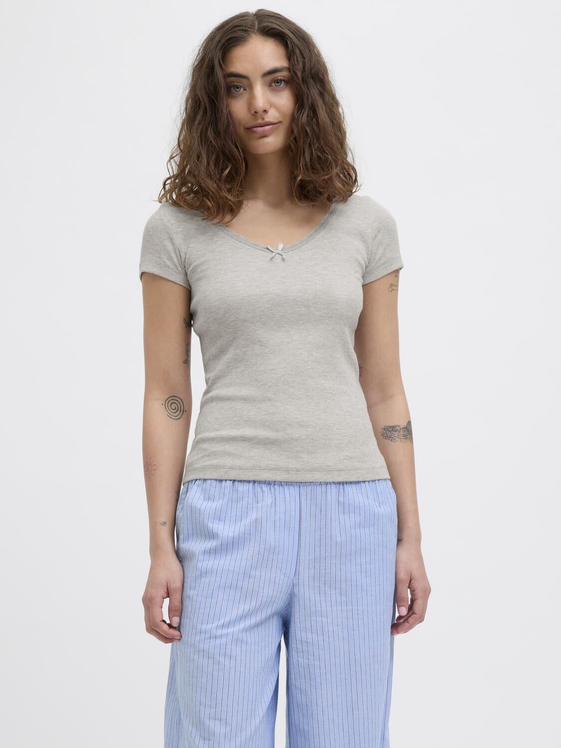 JXFAME STR SS LACE TOP JRS