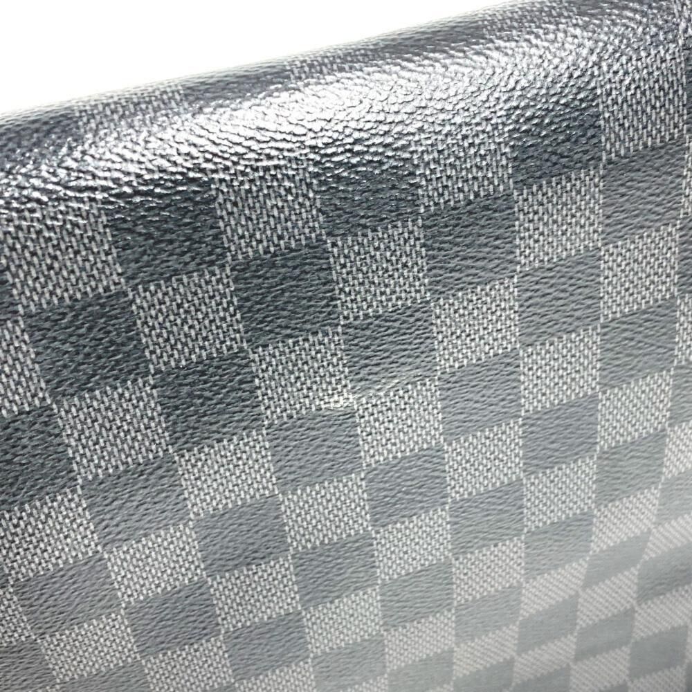 Louis Vuitton District