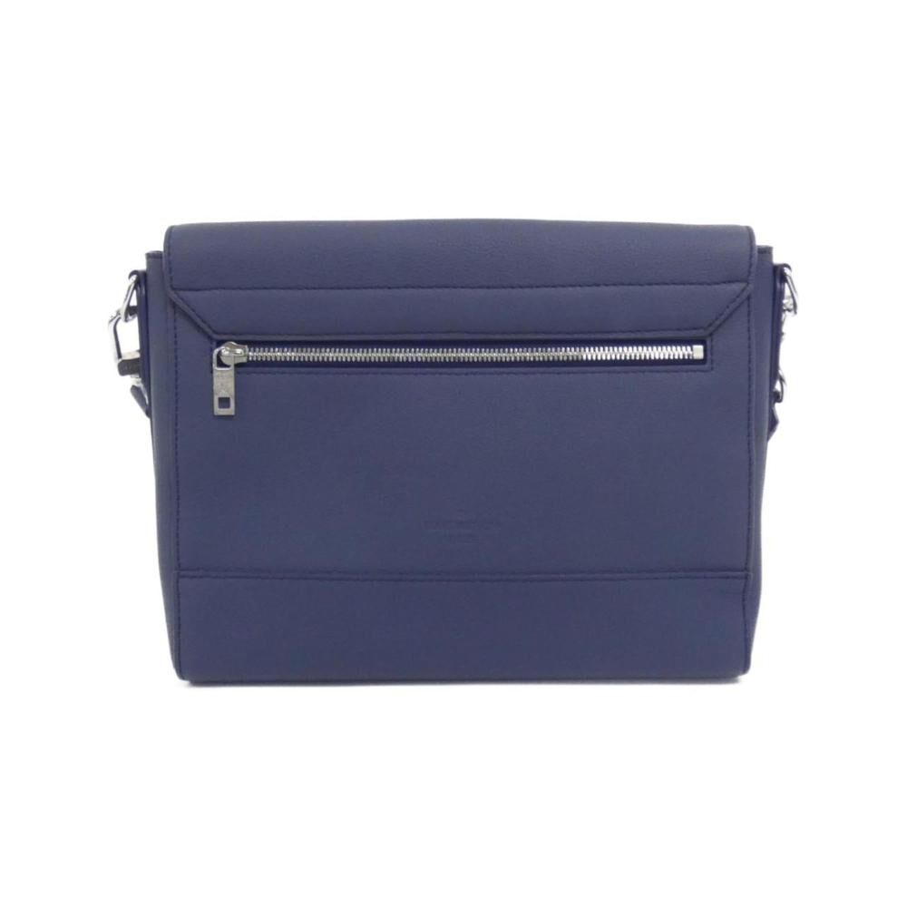 Louis Vuitton Messenger