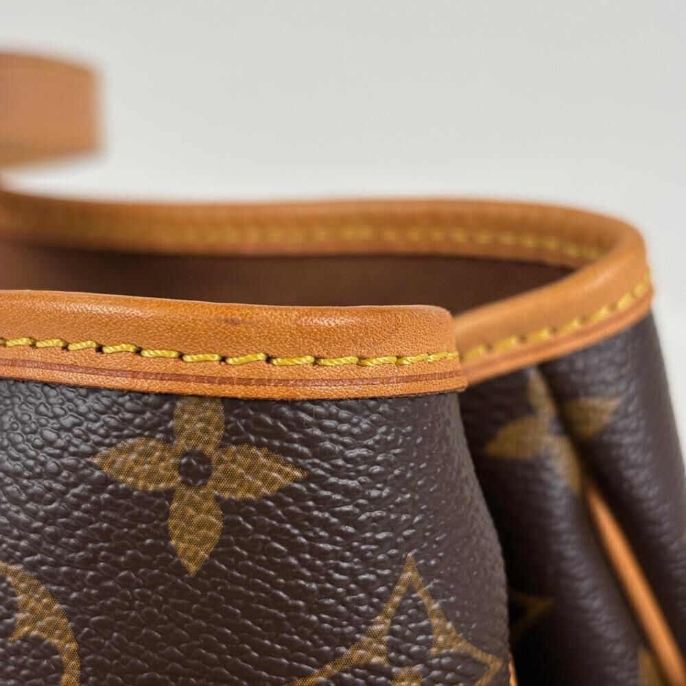 Louis Vuitton Batignolles