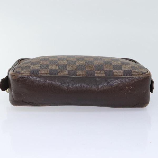 Louis Vuitton Trousse Toilette