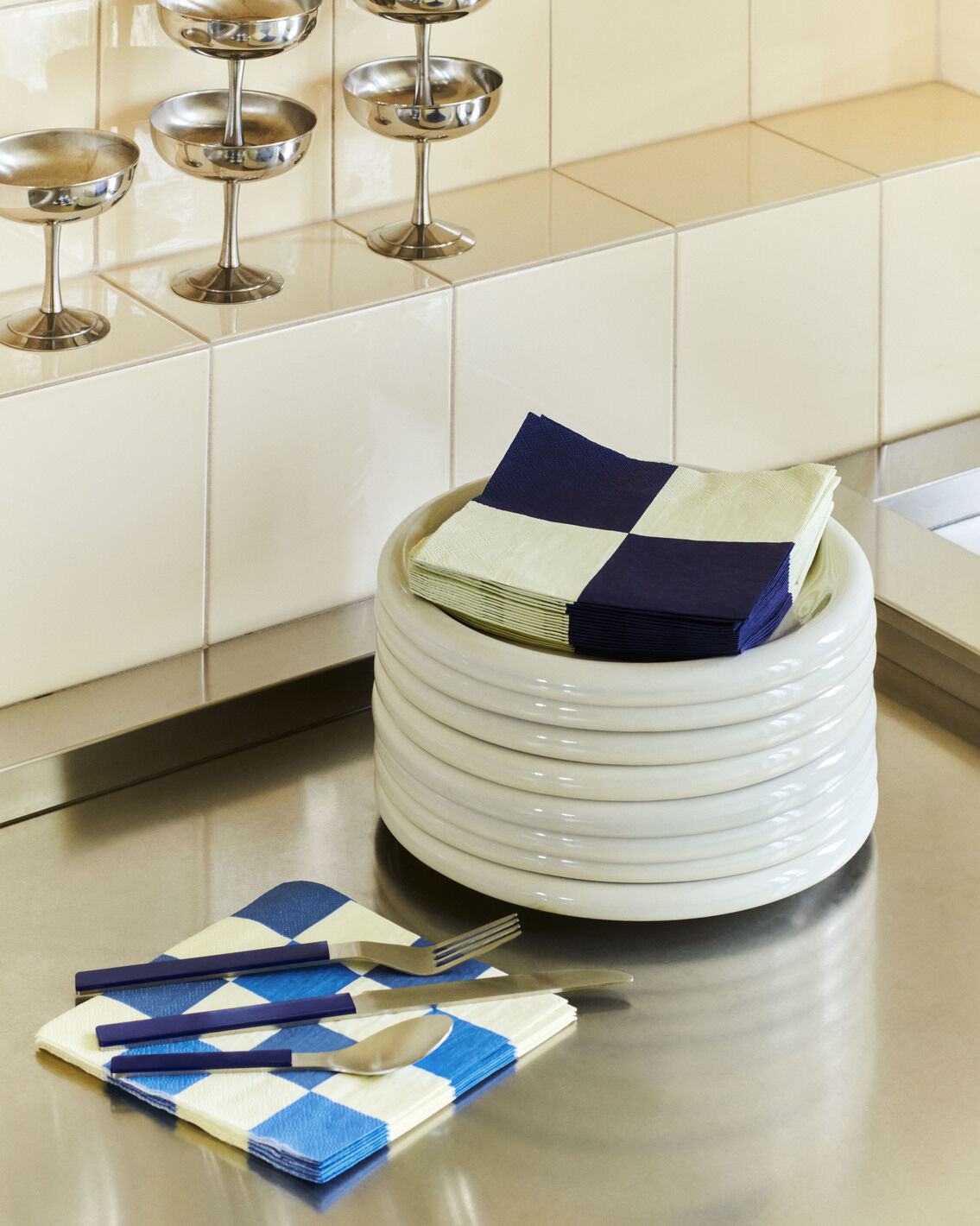 Pattern Napkins-Set of 20 Dinner-Off-white and blues M check