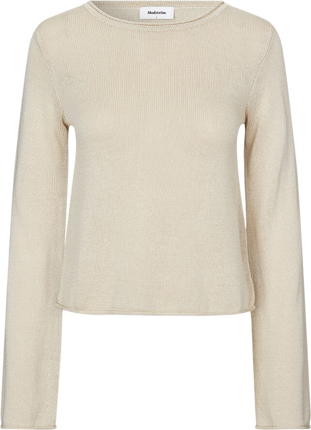 IvonneMD flared o-neck