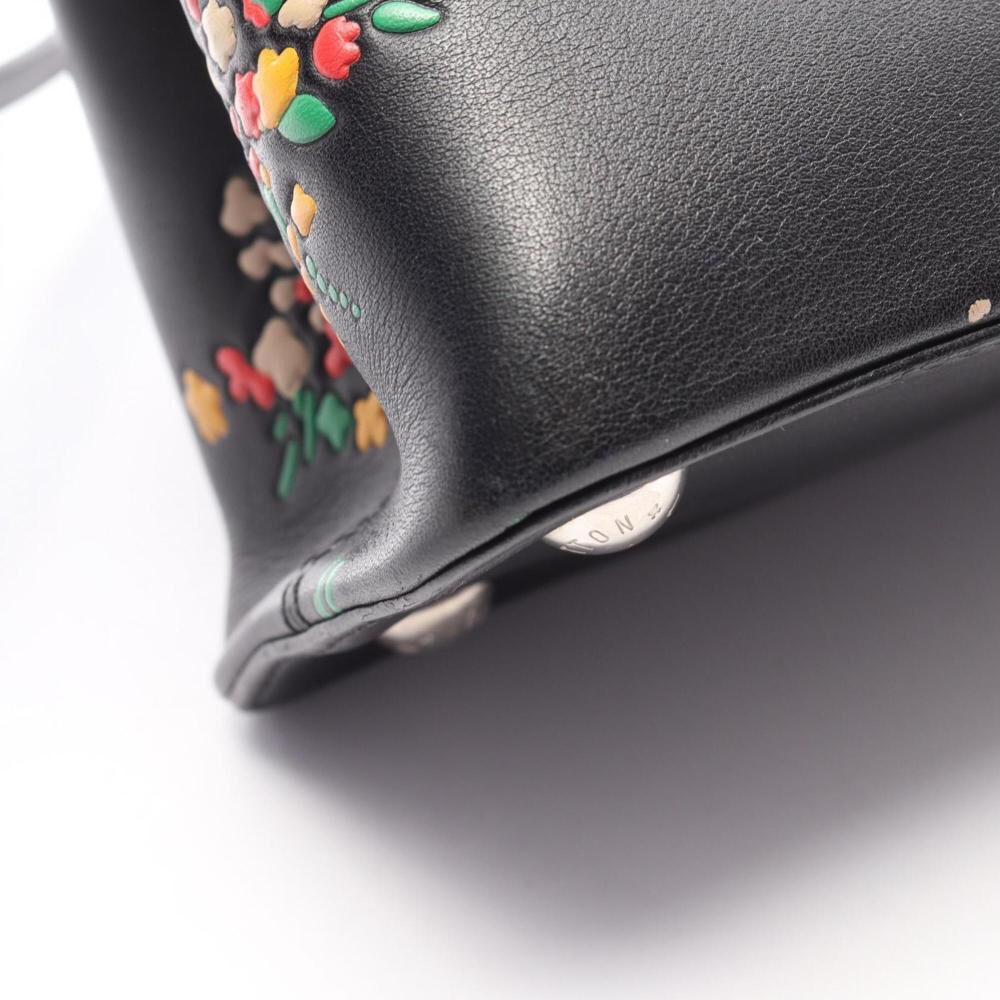 Louis Vuitton Capucines