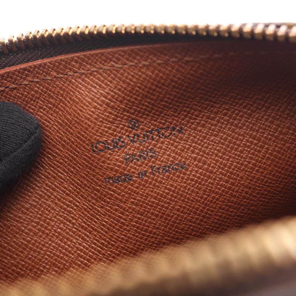 Louis Vuitton Papillon