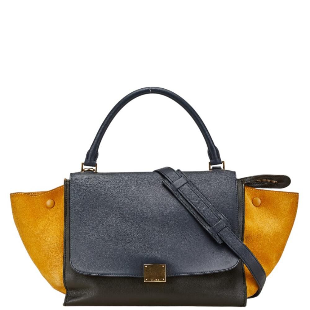 C&eacute;line Trapeze