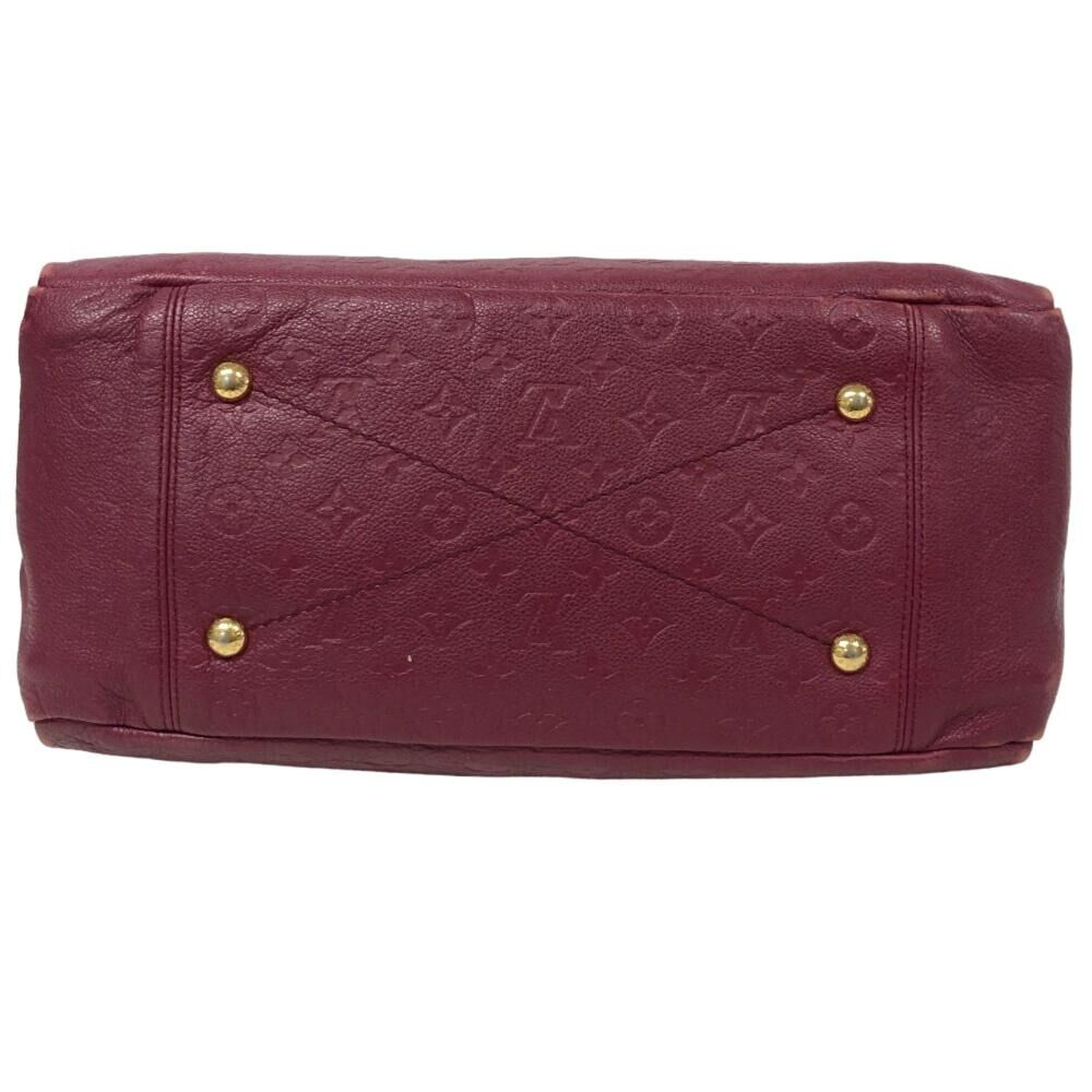 Louis Vuitton Capucines