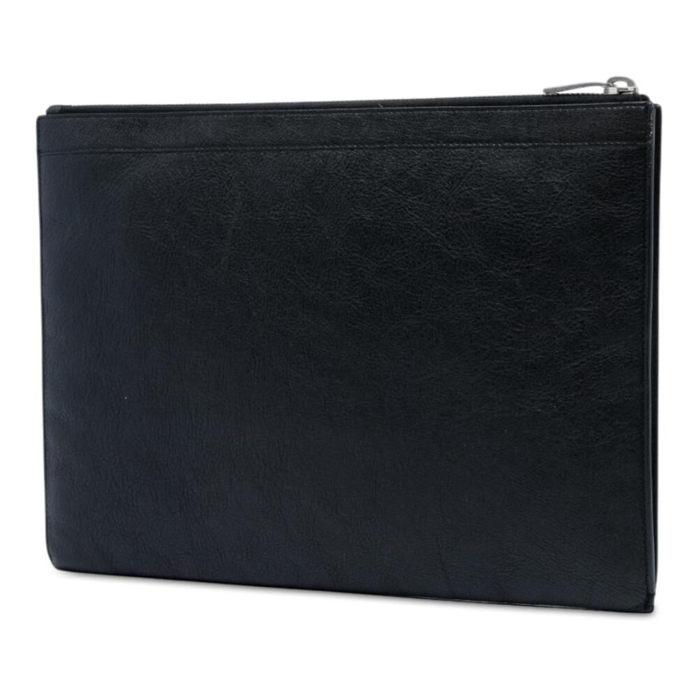 Yves Saint Laurent Clutch