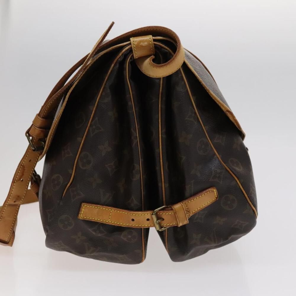 Louis Vuitton Saumur