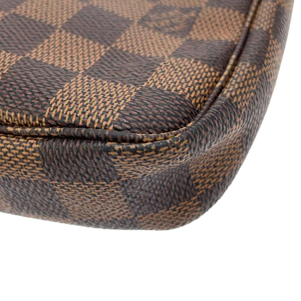 Louis Vuitton Pochette Accessoires