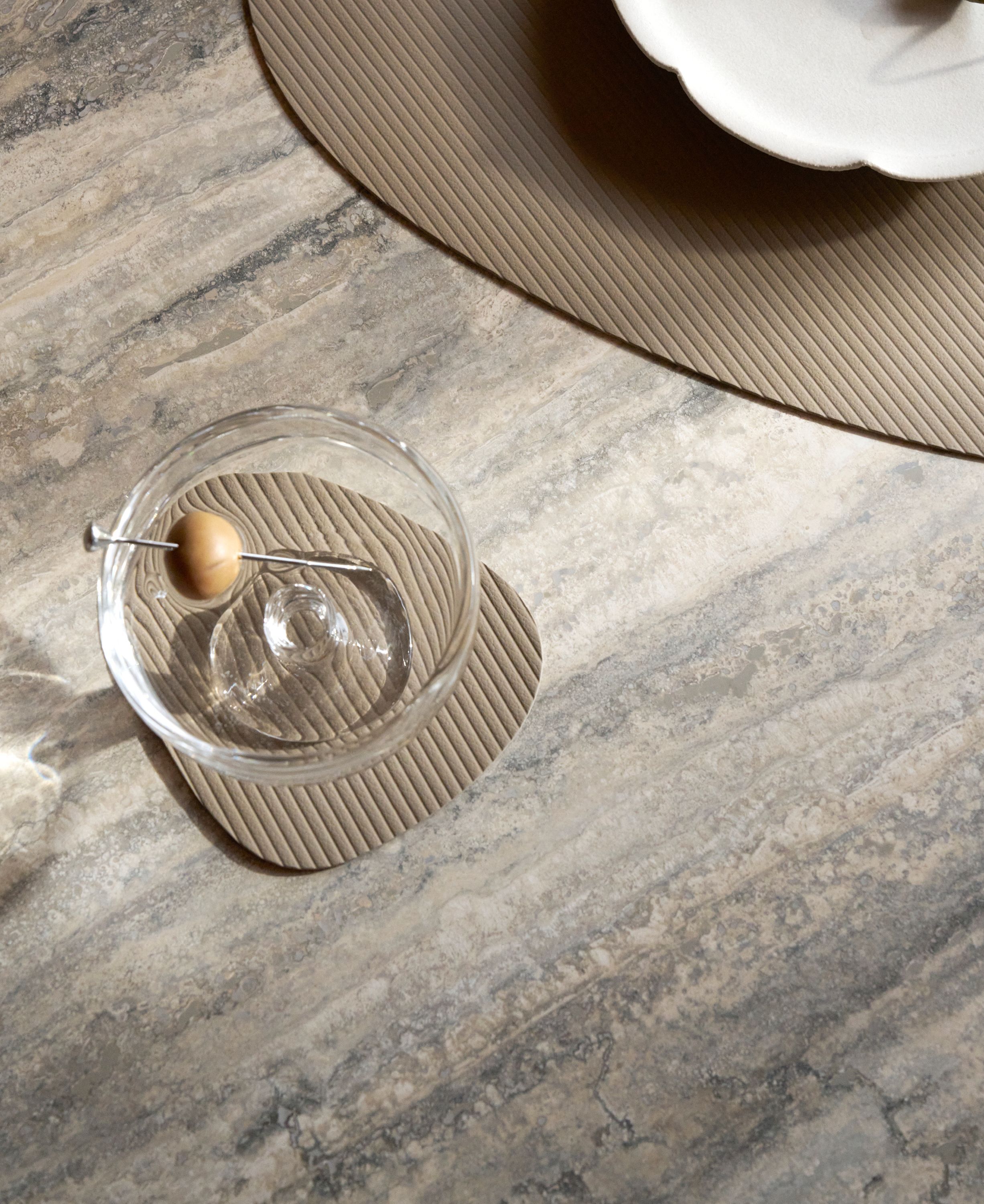 Glass Mat Curve Corduroy Clay Brown