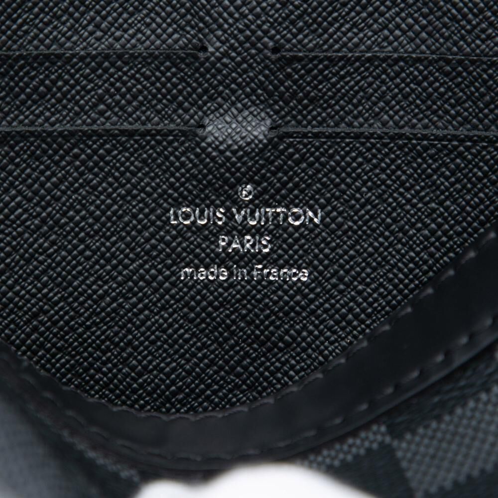 Louis Vuitton Pochette Homme