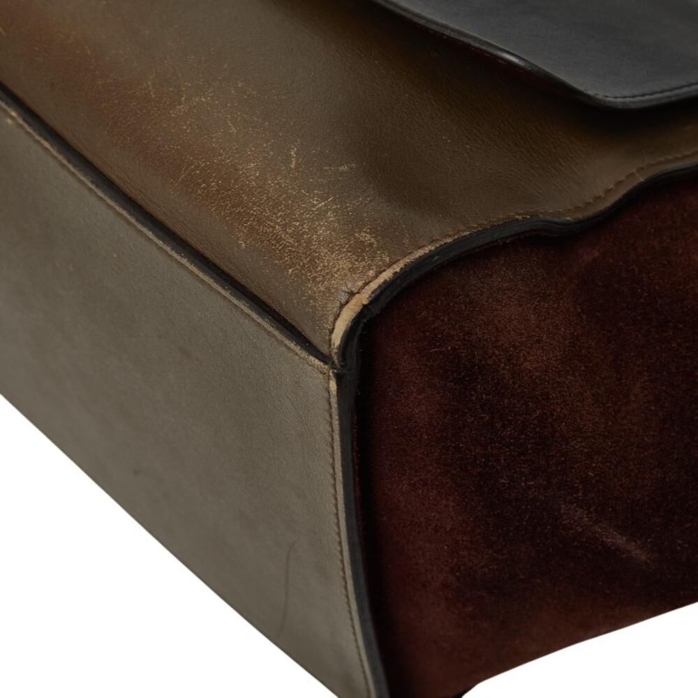 C&eacute;line Trapeze