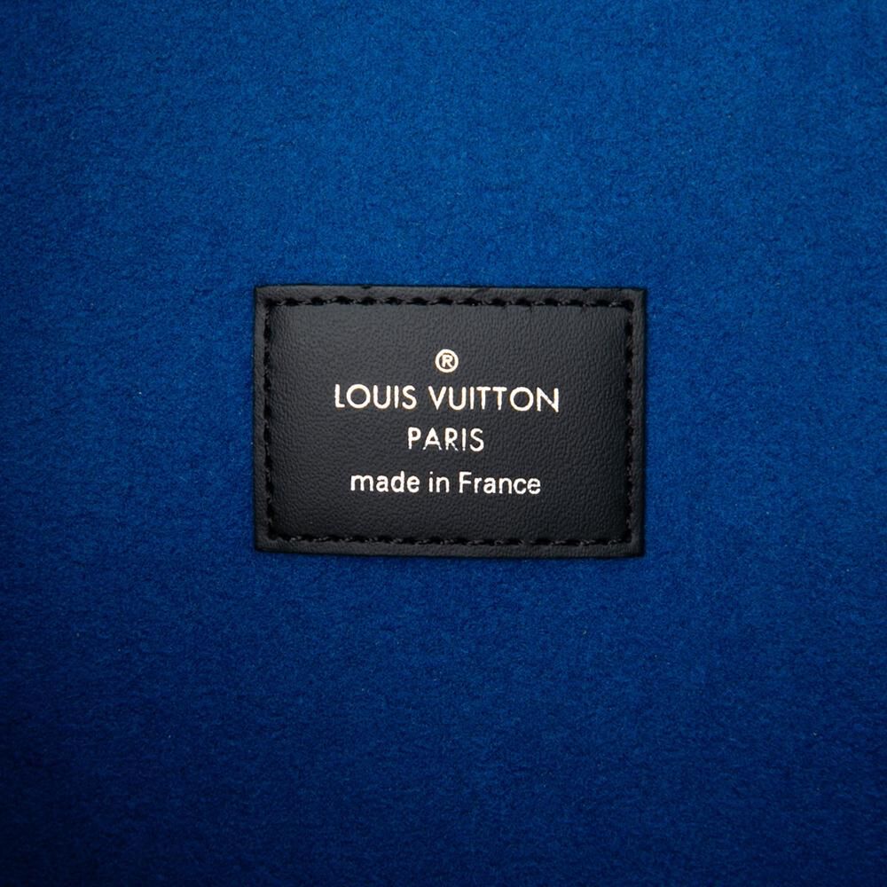 Louis Vuitton Clutch
