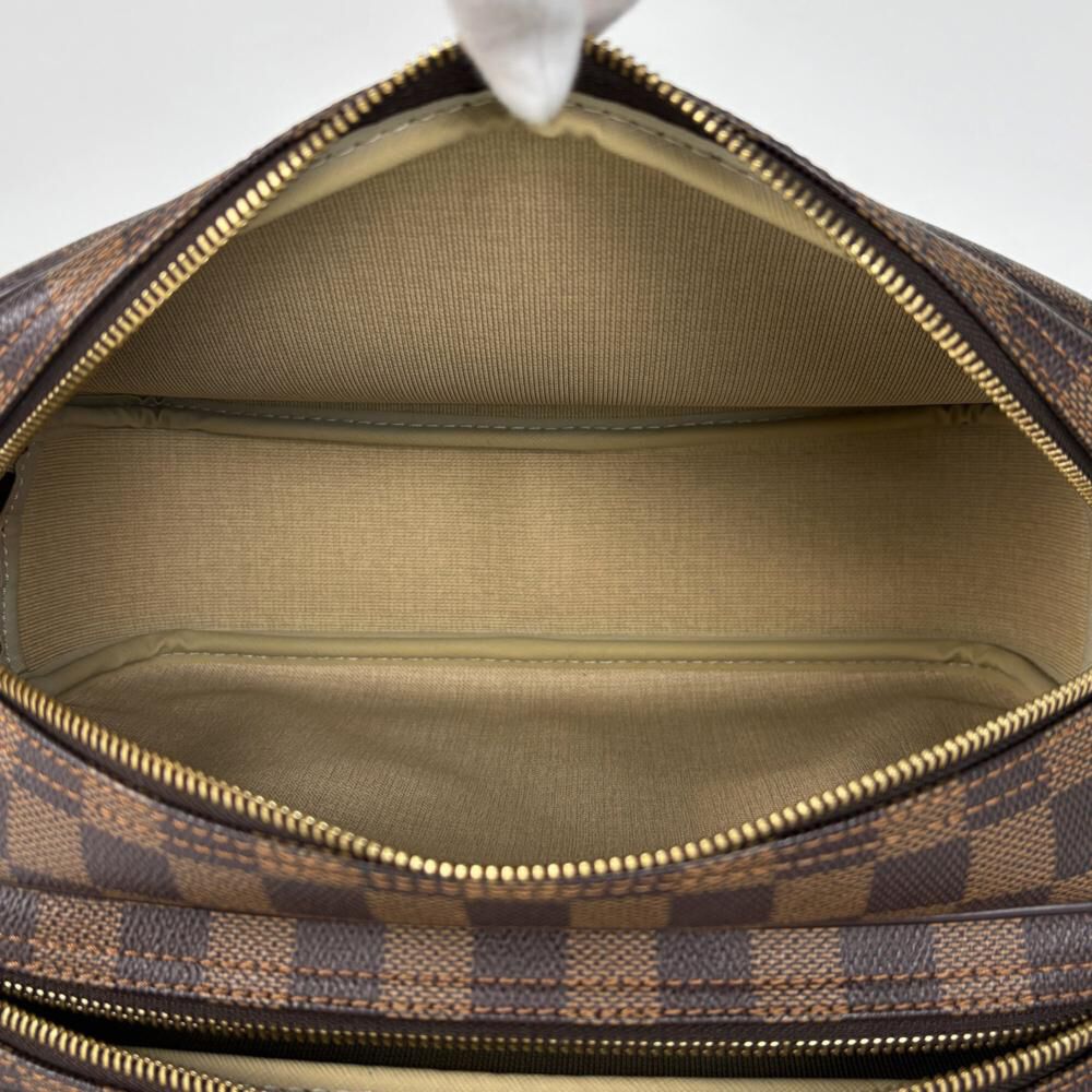 Louis Vuitton Reporter