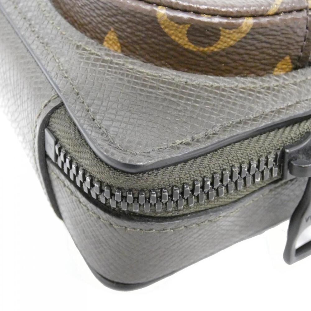 Louis Vuitton Shoulder Bags