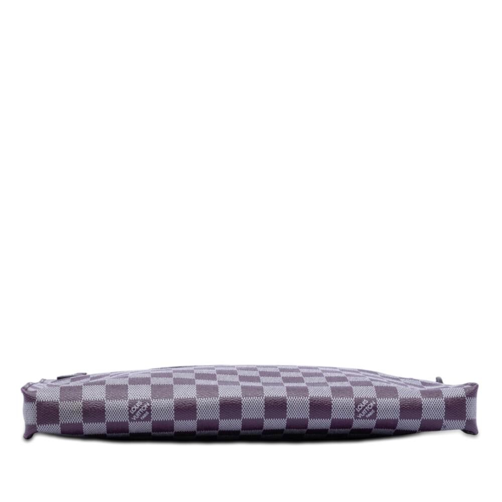Louis Vuitton Clutch